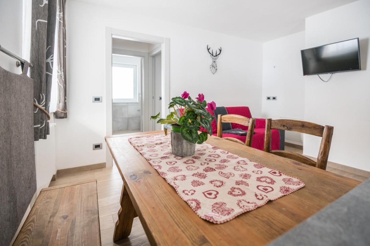 Piccola Cesa Apartments Канацеї Екстер'єр фото