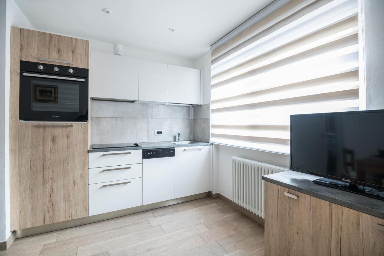 Piccola Cesa Apartments Канацеї Екстер'єр фото